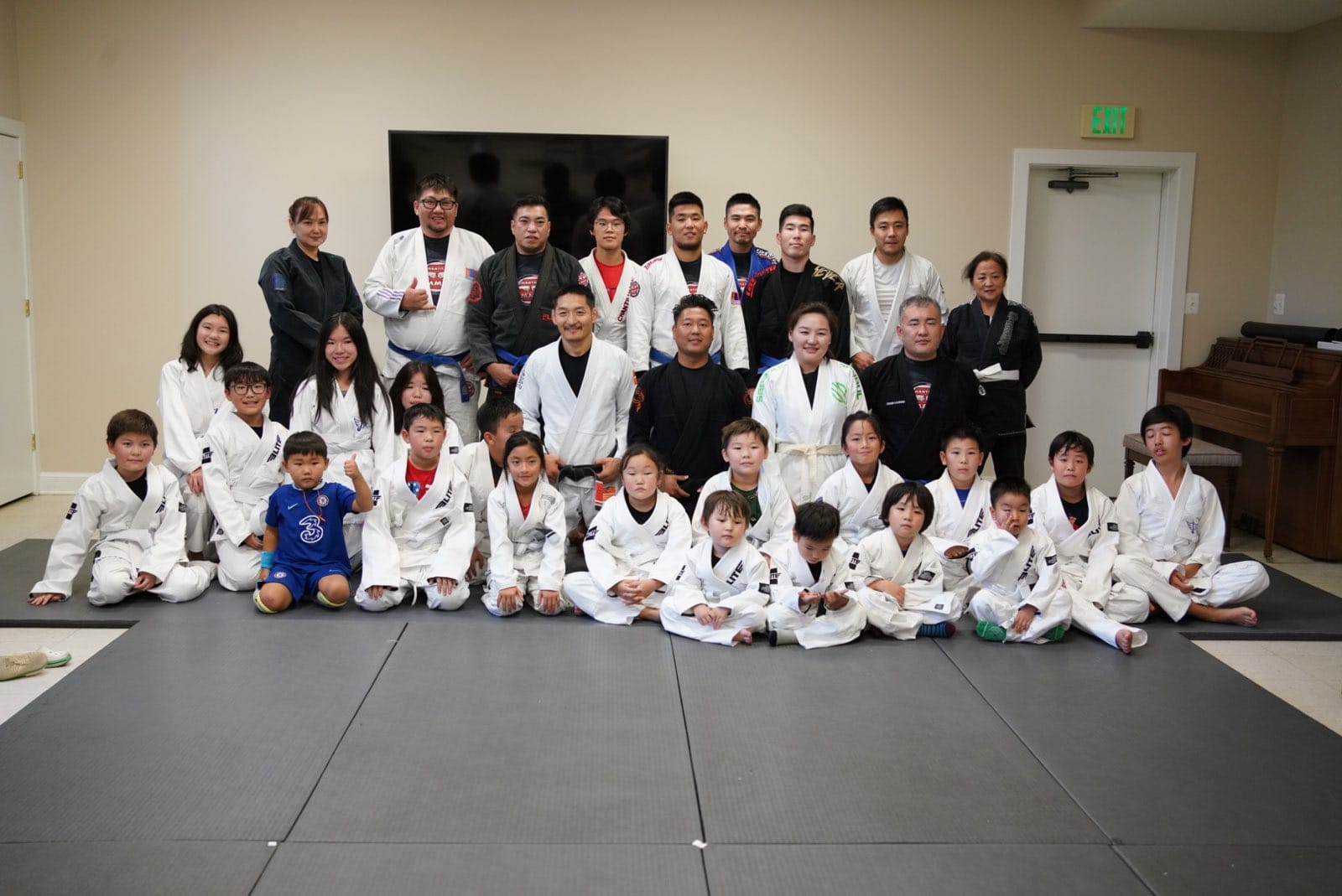 JiuJitsu Group Pic